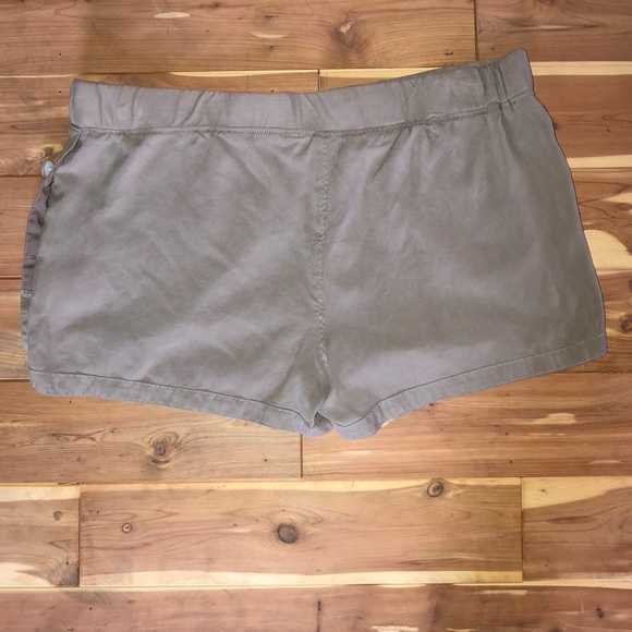 GUESS Drawstring Shorts - Picture 2 of 4